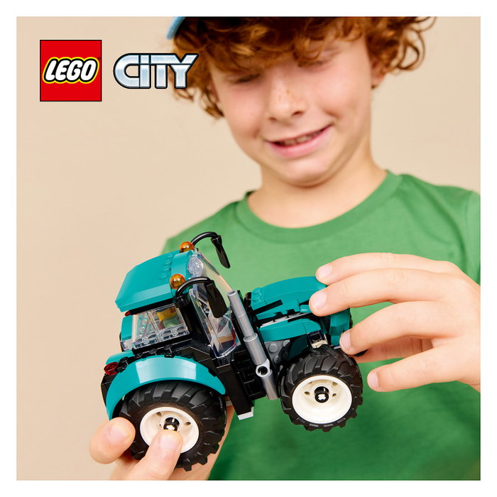 LEGO City Tractor 60498 - Set de construcción de 204 piezas