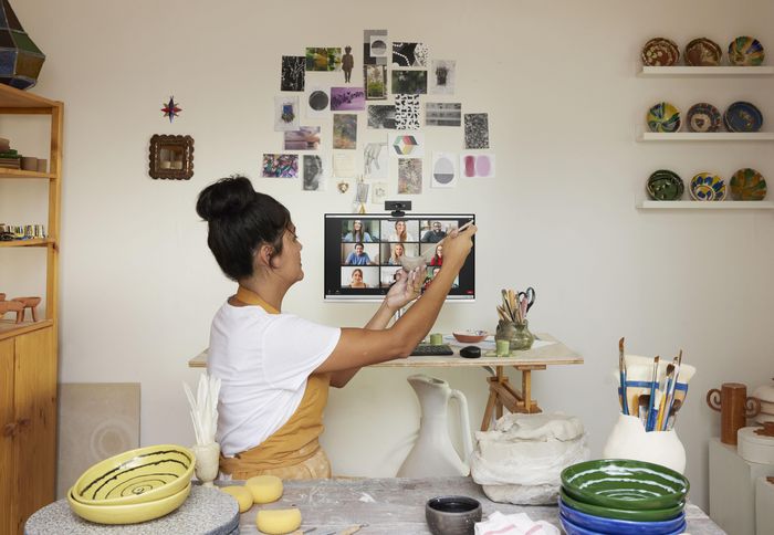 HP 350 Compact Multi-Device Bluetooth Keyboard HP 350 Compact Multi-Device Bluetooth Keyboard