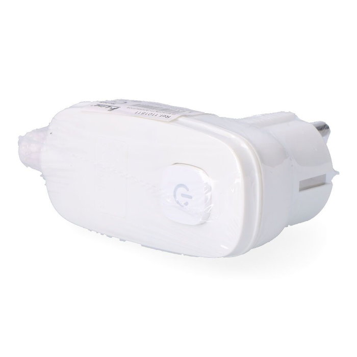 F-Line Clavija con t/t (schuko) + Interruptor Luminoso 16A 250V Blanca 95 x 40 x 70 mm Retractilado
