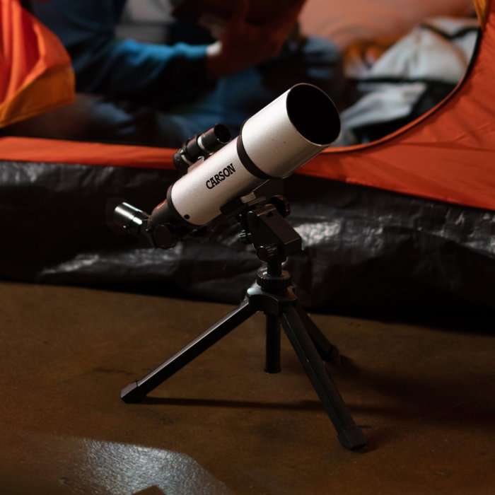 Carson SkyChaser SC-450 Telescopio Refractor con Trípode de Mesa Carson SkyChaser SC-450 Telescopio Refractor con Trípode de Mesa