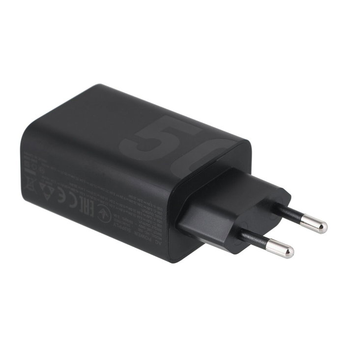 Motorola Cargador TurboPower 50W con Cable USB-C y Salidas Duales USB-C + USB-A, Negro