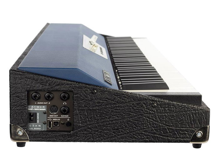 Piano Escenario Crumar Modelo Virtual Seventeen 73 Teclas
