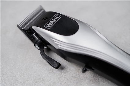 Wahl 09657-0460 Cortapelos con/sin Cable, Batería 120min, Carga Rápida, 10 Peines Guía (1.5-25mm)