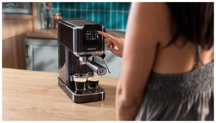 Cecotec Cafelizzia ColdBrew - 1350 W - 20 bares - 1,2 L - Gris Cecotec Cafelizzia ColdBrew - 1350 W - 20 bares - 1,2 L - Gris