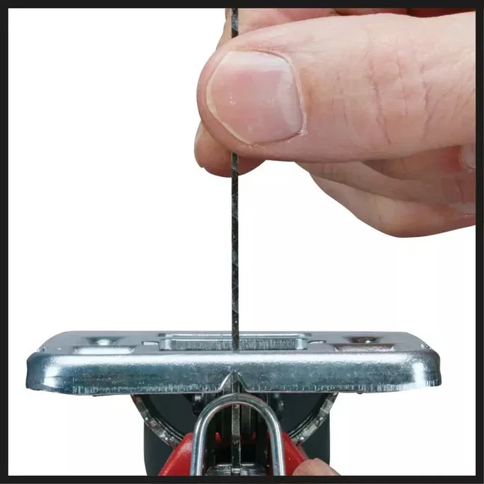 Einhell Sierra de Calar TC-JS 80/1 Kit, 550W, Profundidad Corte Madera 8cm, Velocidad Ajustable 3000 spm, Base Inclinable 45°, 4321157