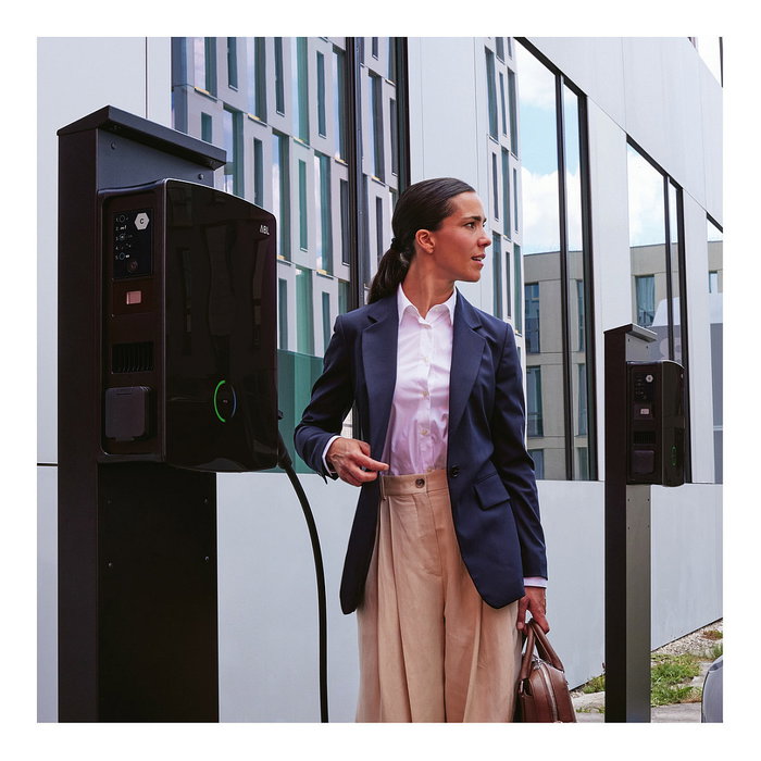 ABL E-Mobility Wallbox eM4 Twin 22kW, Trifásica, Negra ABL E-Mobility Wallbox eM4 Twin 22kW, Trifásica, Negra