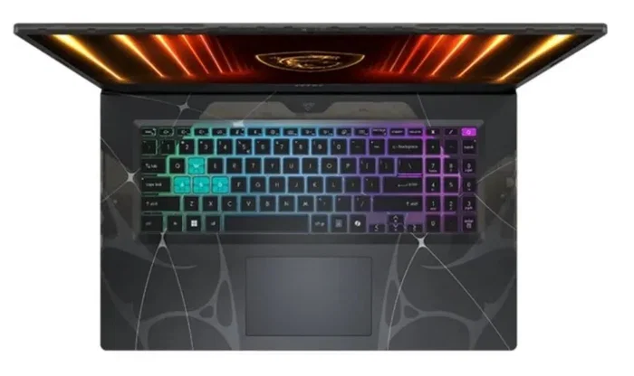 MSI Cyborg 17 B2RWFKG-066XPL con Intel Core 7 240H, 32GB RAM, 2TB SSD y NVIDIA RTX 5060