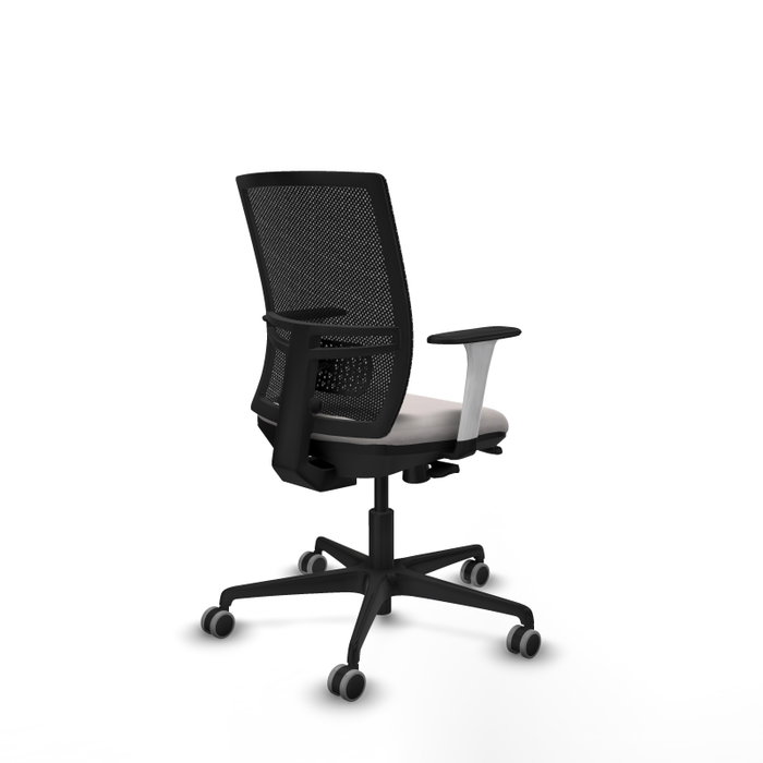 PIQUERAS Y CRESPO Silla de oficina Yunquera con mecanismo Sincro/Traslack, Blanco/Negro PIQUERAS Y CRESPO Silla de oficina Yunquera con mecanismo Sincro/Traslack, Blanco/Negro