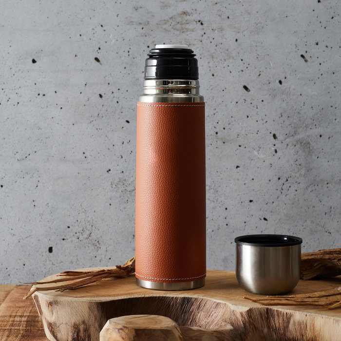 Cook Concept Termo 500 Ml Con Funda Imitación Cuero De Acero Inoxidable Y Plástico PP Cook Concept Termo 500 Ml Con Funda Imitación Cuero De Acero Inoxidable Y Plástico PP