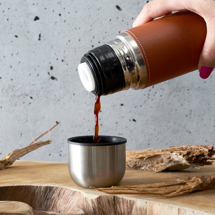 Cook Concept Termo 500 Ml Con Funda Imitación Cuero De Acero Inoxidable Y Plástico PP Cook Concept Termo 500 Ml Con Funda Imitación Cuero De Acero Inoxidable Y Plástico PP