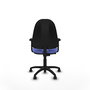 Silla de oficina Algarra con mecanismo Contacto permanente básico tapizada con Tela color Azul claro. Equipada con Base poliamida negra, Brazos 2D y Ruedas de parqué