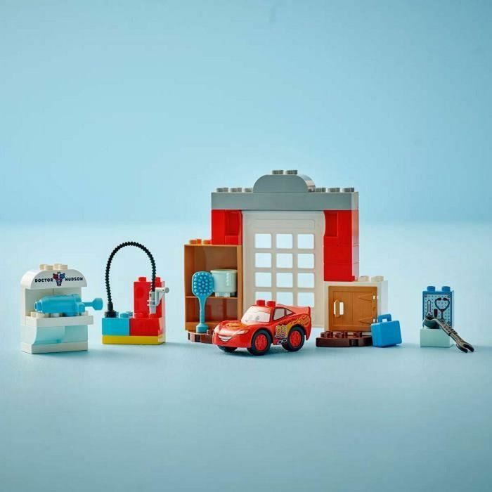 LEGO DUPLO Disney y Pixar Cars Visita de McQueen al taller de Doc 10456