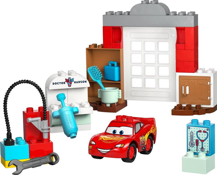 LEGO DUPLO Disney y Pixar Cars Visita de McQueen al taller de Doc 10456