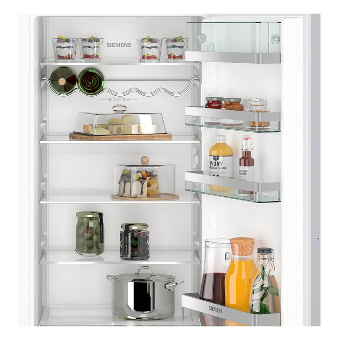 Siemens KI41RADD1 Nevera iQ500 Integrable, Clase D, Capacidad 204 L, SN-ST, 28 dB, Blanco, Dimensiones Instalación 56 x 55 x 122.5 cm