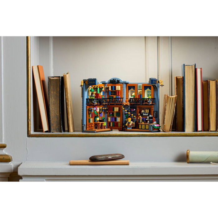 LEGO Icons 11379 Book Nook Bookshelf Insert LEGO Icons 11379 Book Nook Bookshelf Insert
