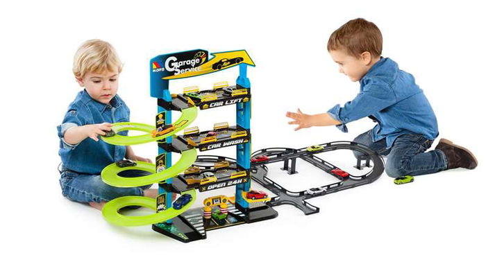 Molto Parking 4 plantas con 5 coches incluidos para niños a partir de 3 años