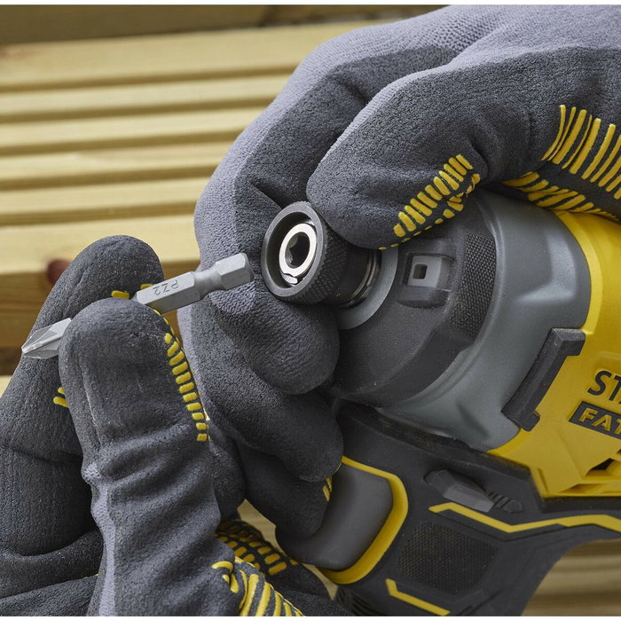 Stanley Fatmax Atornillador de impacto V20 SFMCF820D2K-QW 190 Nm Brushless 18V con 2 Baterías 2Ah