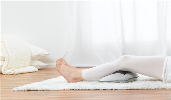 Beurer MG-145 Almohada de Masaje Shiatsu con Función Calor para Cuello, Espalda y Piernas