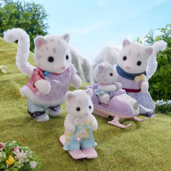 Sylvanian Families SYL5054131058145 La familia Snow Panther Minifiguras A partir de 3 años Sylvanian Families SYL5054131058145 La familia Snow Panther Minifiguras A partir de 3 años