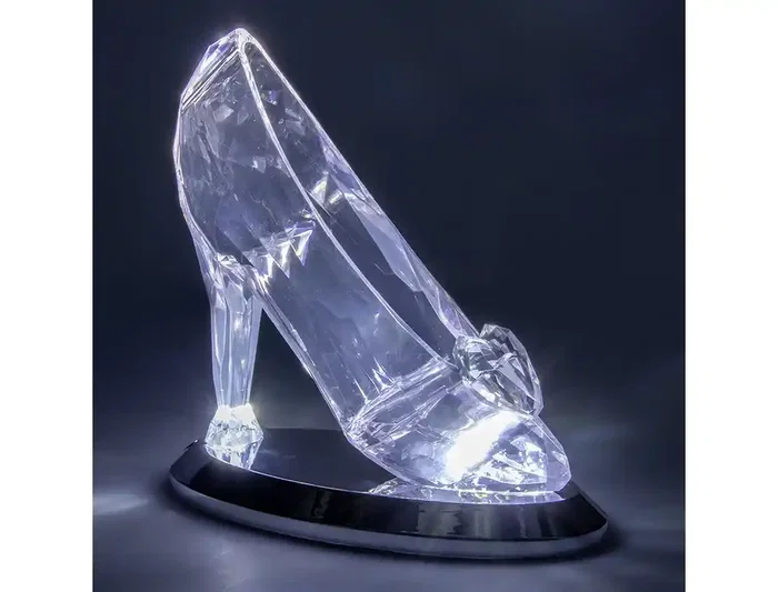 Wondee Lámpara Princesas Disney Cenicienta Forma Zapato de Cristal 3D Iluminación Mágica 19 cm