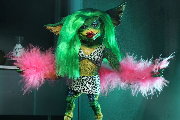 Gremlins 2 Ultimate Figura Greta 15 cm
