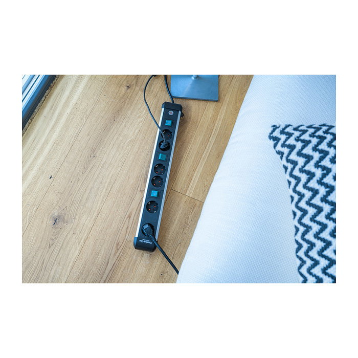 Brennenstuhl Premium-ALU-Line 6 salidas 3m Negro/Plata
