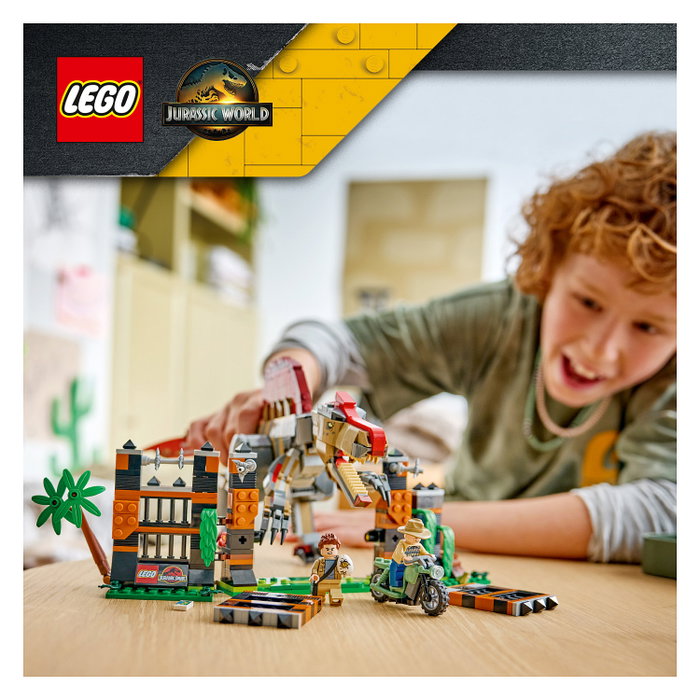 LEGO Jurassic World Spinosaurus Escape 77982