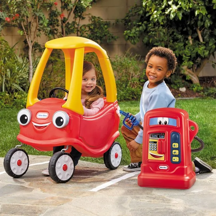 Little Tikes Cozy Coupe - Cochecito de Juguete con Surtidor de Gasolina para Niños a Partir de 18 Meses