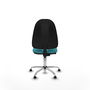 Silla de oficina Algarra con mecanismo Contacto permanente básico tapizada con Tela color Turquesa. Equipada con Base cromada, Sin brazosy Topes