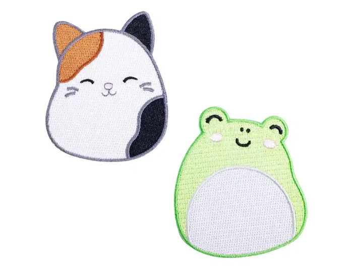 Wondee Set de 12 Parches Bordados Squishmallows para Planchar, Cam el Gato y Wendy la Rana, Adhesivos para Ropa y Mochilas