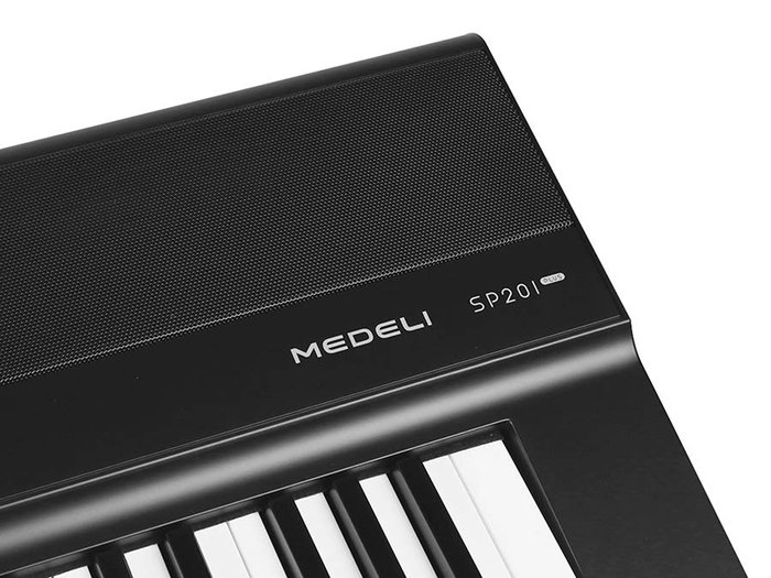 Piano de Escenario Medeli 88 Teclas Sp201+/Bk