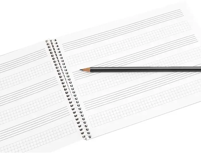 Liderpapel Bloc Música Combi Pentagrama 3mm con Anotaciones Cuadrícula 4mm Cuarto 20 Hojas 100g/m2 Apaisado