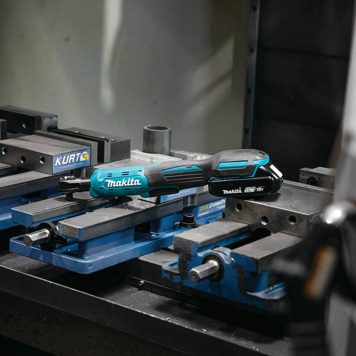 Makita DWR180Z Atornillador de Trinquete Inalámbrico Makita DWR180Z Atornillador de Trinquete Inalámbrico