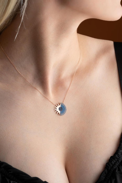 Heliophilia Silver NRZ999186 Collar de Plata de Ley 925 con Baño de Oro Rosa y Circonita - Elegante y Duradero para Mujer
