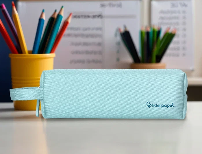 Liderpapel Estuche portatodo Classic rectangular con asa azul celeste