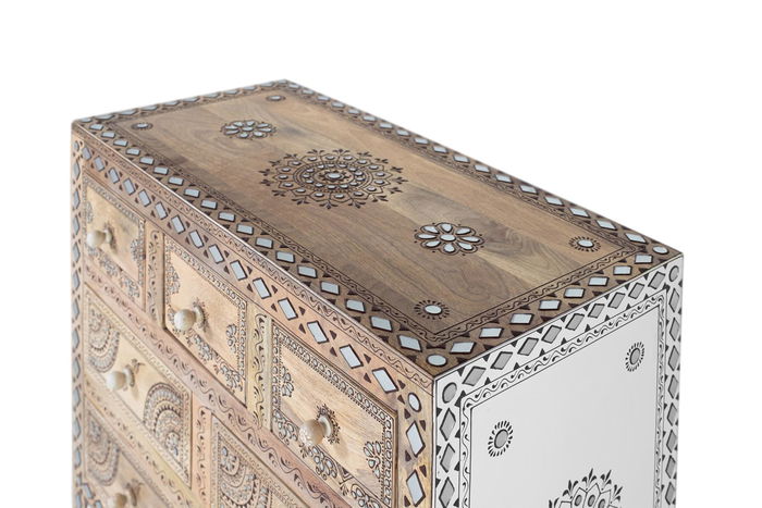 GINER Y COLOMER Aparador Alto Madera de Mango y MDF con Detalles Pintados a Mano GINER Y COLOMER Aparador Alto Madera de Mango y MDF con Detalles Pintados a Mano