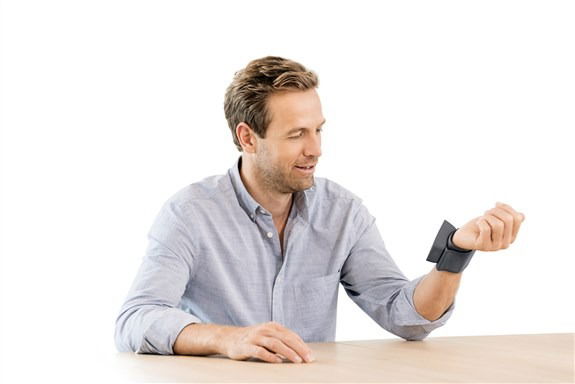 Beurer BC-27 Tensiómetro de Muñeca Automático con Pantalla LCD de Fácil Lectura