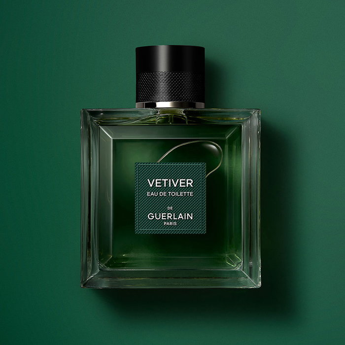 Guerlain Vetiver Eau de Toilette - Colonia vaporizador para Hombre, Fragancia Amaderada y de Especias, 100 ml Guerlain Vetiver Eau de Toilette - Colonia vaporizador para Hombre, Fragancia Amaderada y de Especias, 100 ml