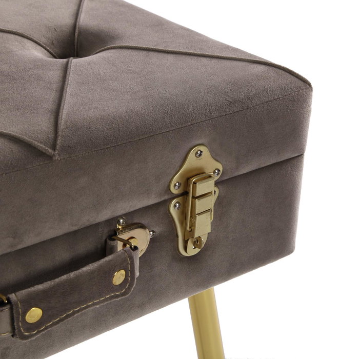 Versa Pie de Cama Gris Claro Velvet 34x42 cm - Madera MDF y Poliéster