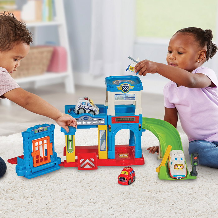 V-TECH Comisaría de Policía 80-569922 con Vehículo Tut Tut Bólidos María, Coche, Helicóptero y Semáforo para Niños +12 Meses
