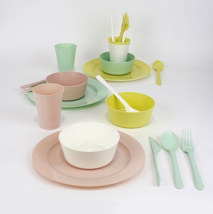Dem Set 4 Platos PP Pastel 22.3 cm x 22.3 cm x 1.5 cm (24 Unidades)