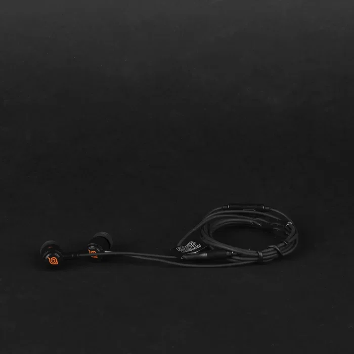 Konix KX SW STARTER KIT JUTSU Funda Estuche Transporte Nintendo Switch / Lite / OLED con 8 Fundas Cartuchos, Protector Pantalla, Auriculares - Negro Naranja