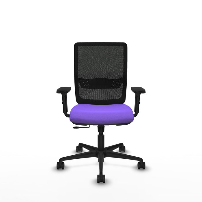 Silla de oficina Haches con mecanismo Sincro/Traslack tapizada con Tela color Lila y malla color Negro. Equipada con lumbar 1D, Brazos 2D y Ruedas 65mm nailon
