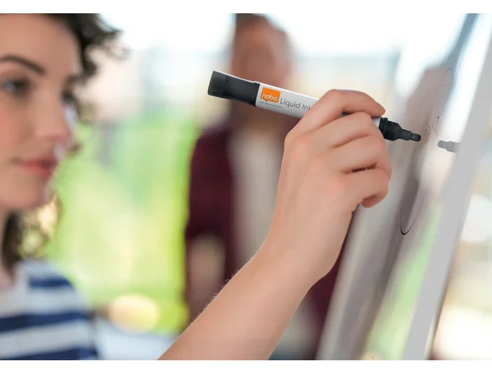 Nobo Rotulador para Pizarra Blanca Tinta Líquida Punta Cónica 3 mm Colores Surtidos Caja de 10 Unidades