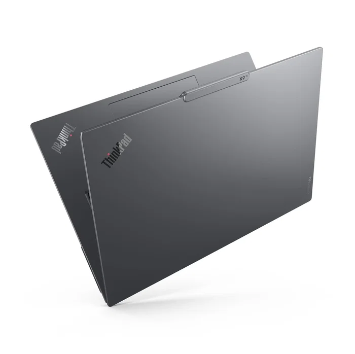 Lenovo ThinkPad X9-15 Gen 1 con Intel Core Ultra 7, 32 GB RAM, 1 TB SSD, Pantalla Táctil 15.3 pulg Gris