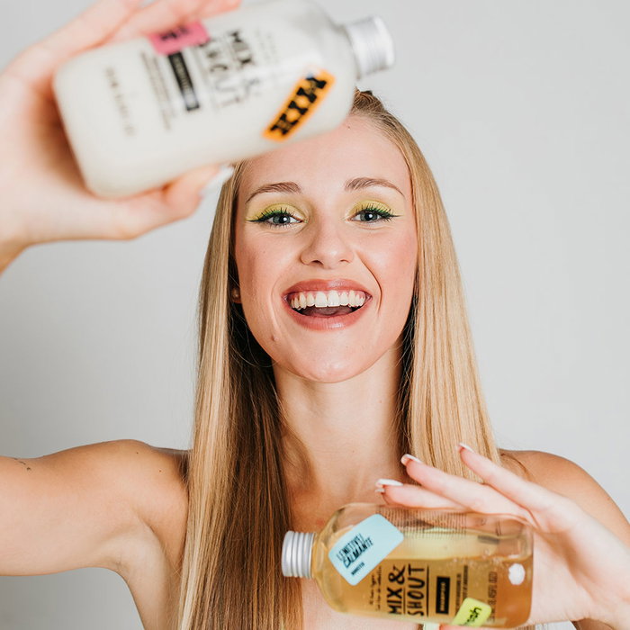 Mix & Shout Set Rutina Equilibrante - Champú y Acondicionador All Hair Types con Boosters Stay Strong & Positive - Para Cabello con Fuerza y Volumen - Lote de 4 Piezas