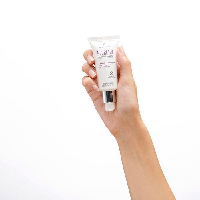 Neoretin Discrom Control Serum Booster Fluid Despigmentante 30 ml