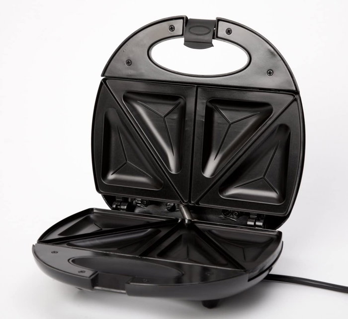 ADLER Sandwichera Eléctrica 750W - 850W