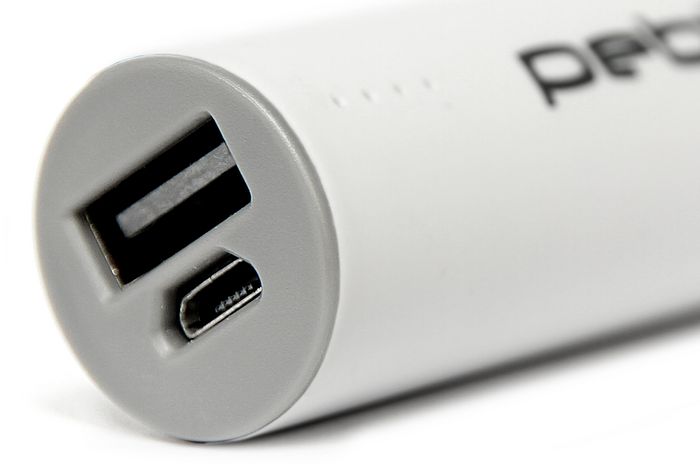 Veho Pebble Ministick Cargador Portátil 2200mAh Blanco Veho Pebble Ministick Cargador Portátil 2200mAh Blanco
