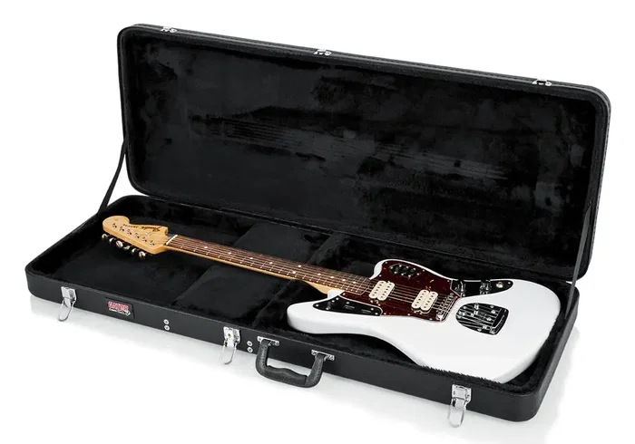 Gator Estuche rígido de madera para guitarras de estilo Jaguar - Negro Gator Estuche rígido de madera para guitarras de estilo Jaguar - Negro